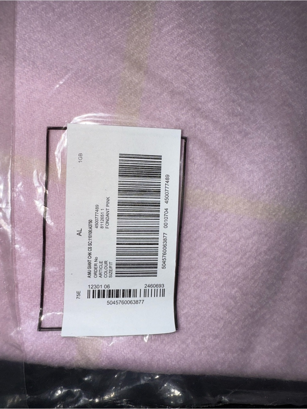 Burberry scarf - Picture 2 of 2